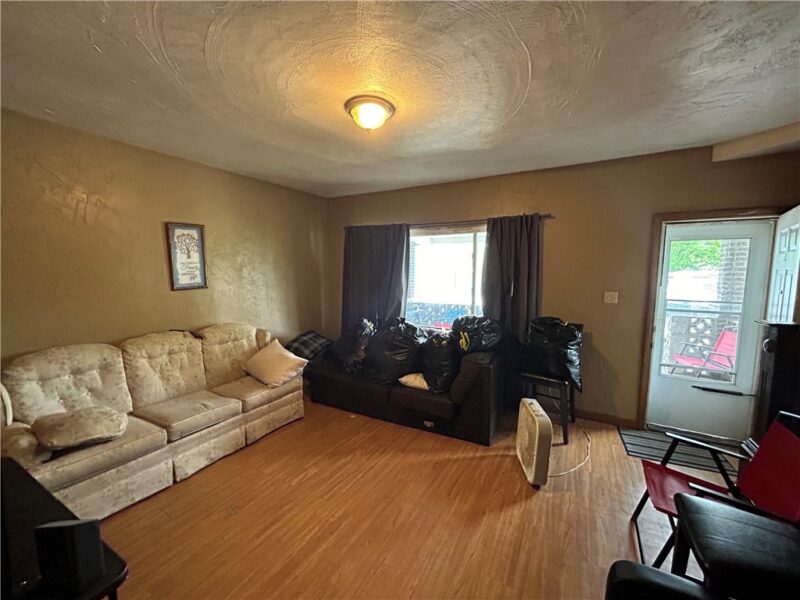 631 Allegheny Ave — photo 3