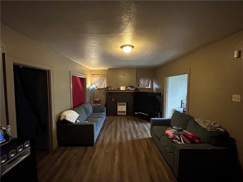 2605 Stewart St — photo 3
