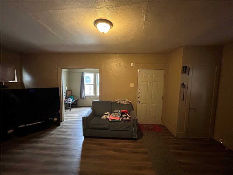 2605 Stewart St — photo 4