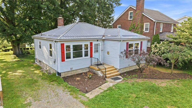 967 Bechtol Ave — photo 2
