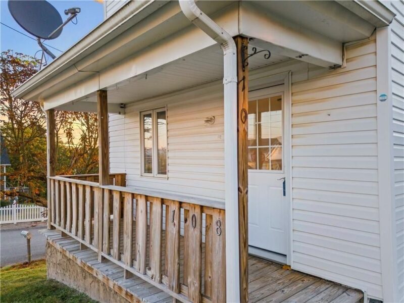108 Oakwood AVENUE — photo 3