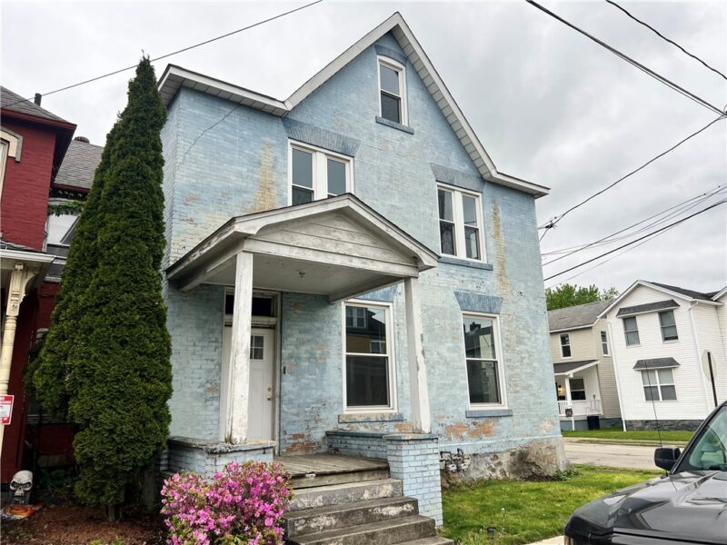 204 S Stewart St — photo 2