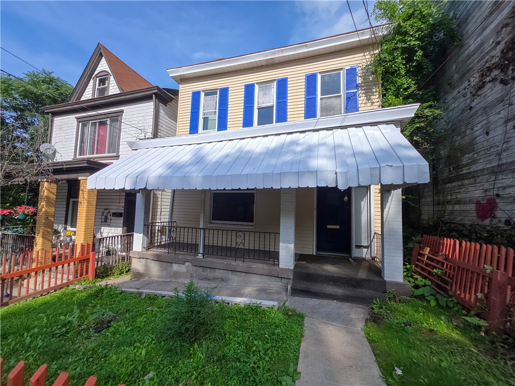 209 Estella Ave — photo 1