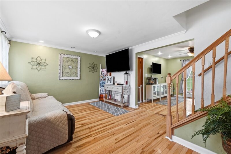 259 MEADOWDELL DRIVE — photo 3