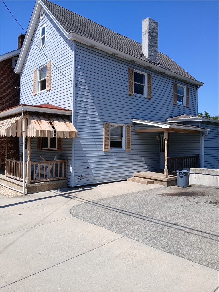186 Main St — photo 3