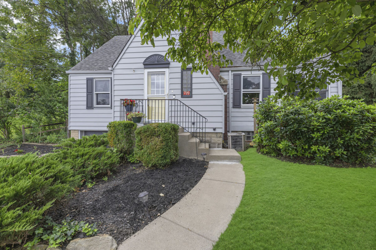 720 Walnut — photo 1