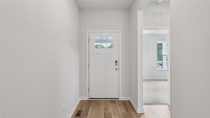 211 Muirfield Court — photo 6