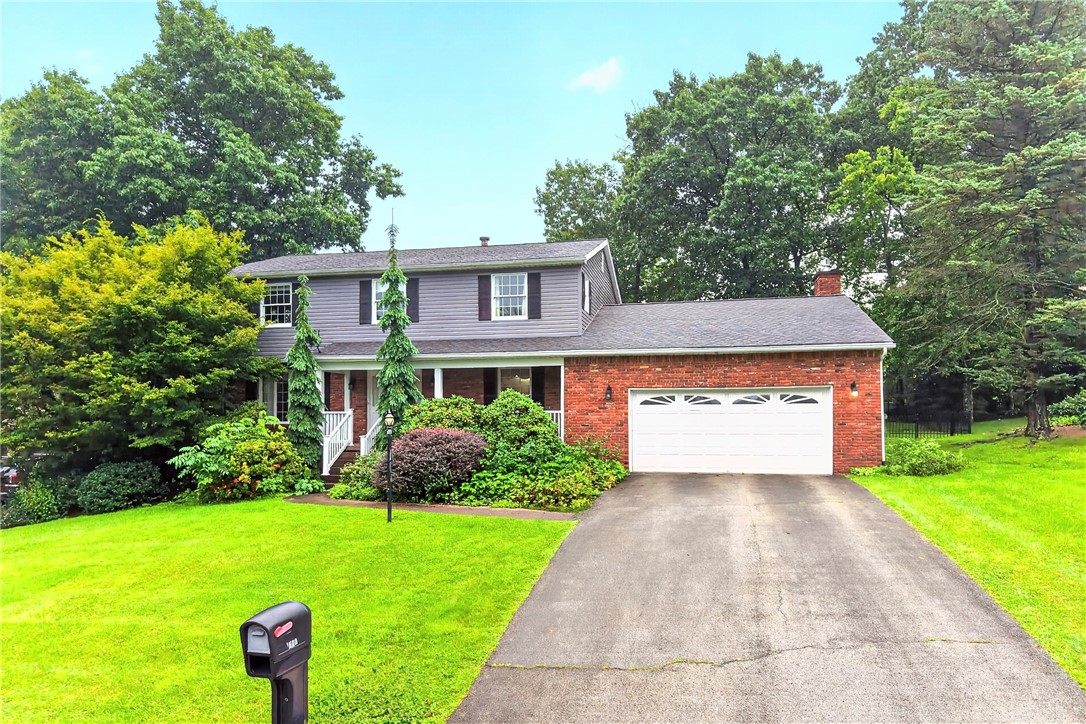 1502 Woodview Drive — photo 1