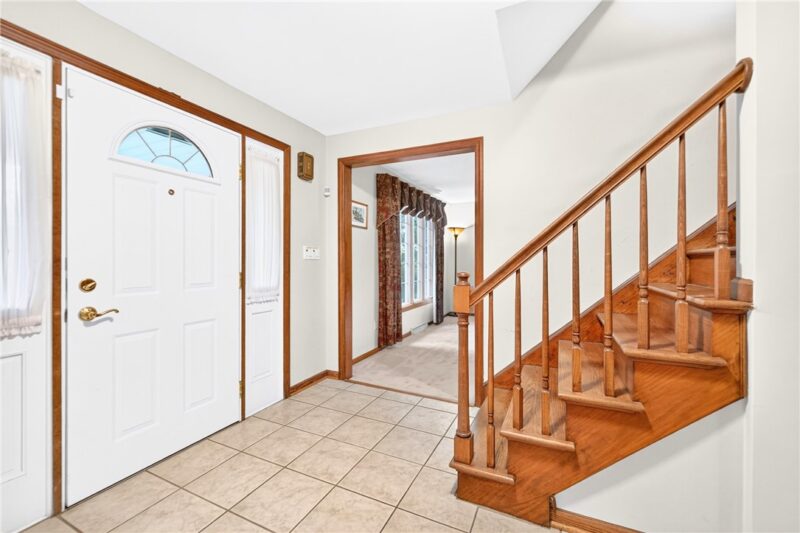 1502 Woodview Drive — photo 5