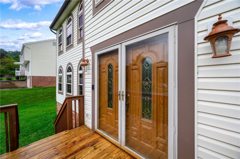 241 Jaclyn Dr — photo 4