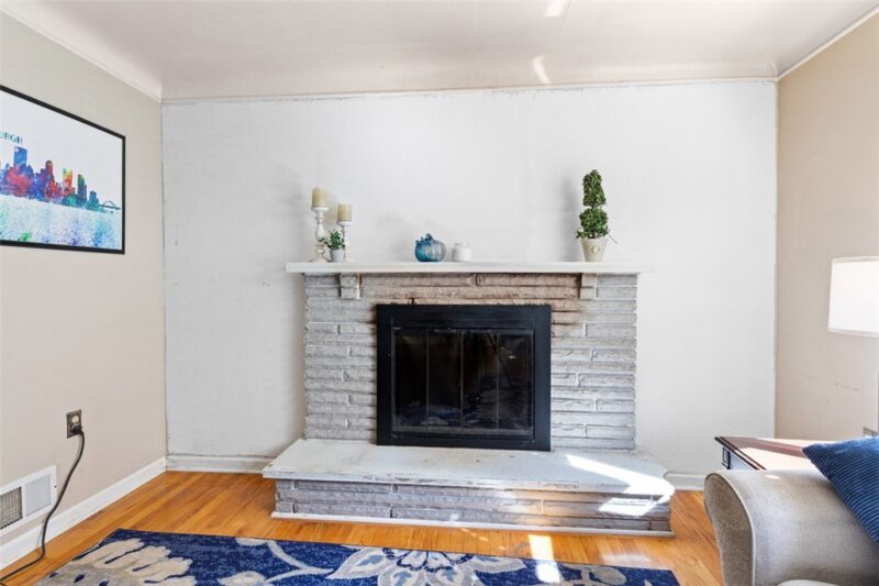 578 N Maple — photo 8
