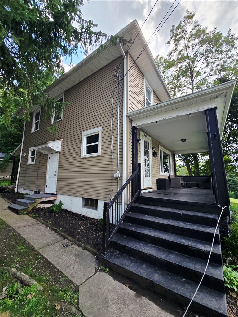 1401 Wade Street Ext — photo 2