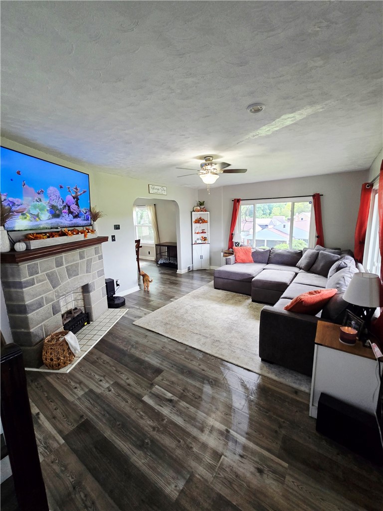1401 Wade Street Ext — photo 3