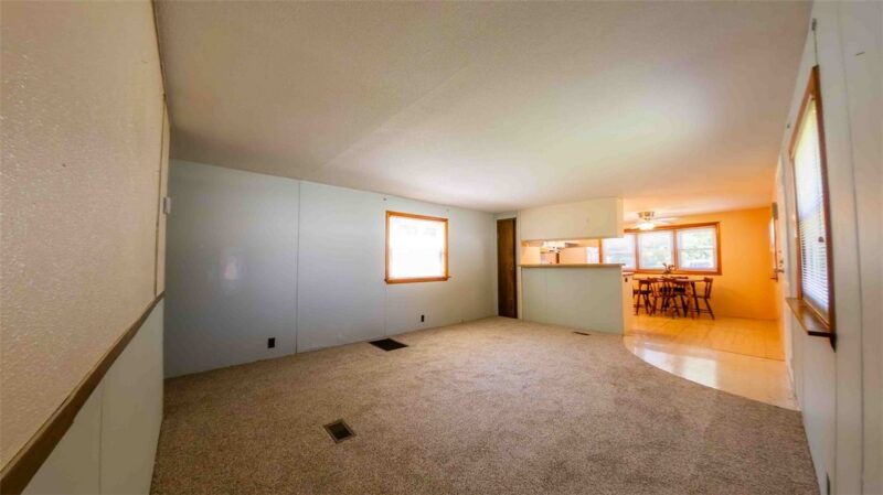 1044 Bert Cir — photo 7