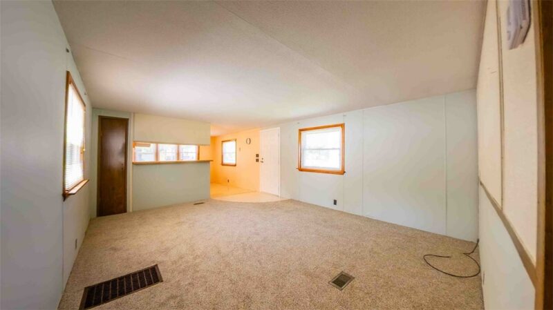 1044 Bert Cir — photo 8