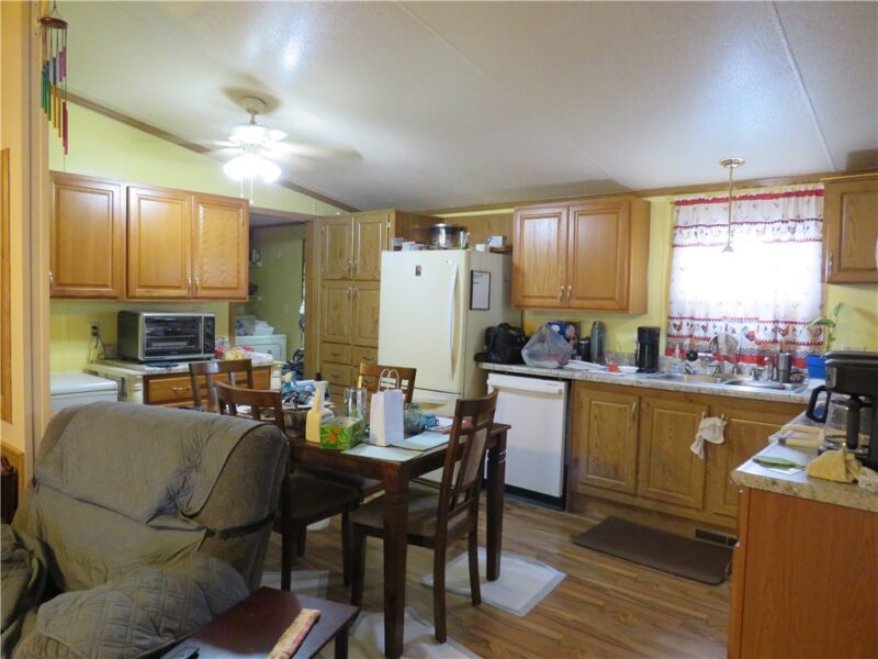 106 Reagan Rd — photo 4