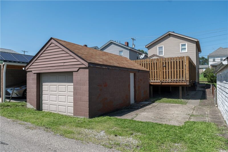 1116 Muldowney Ave — photo 3