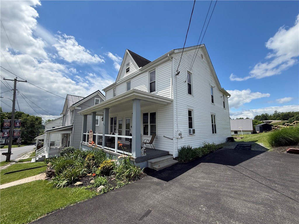 300 E Main St — photo 1