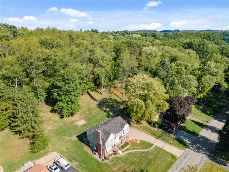 2467 Trotter Dr — photo 3