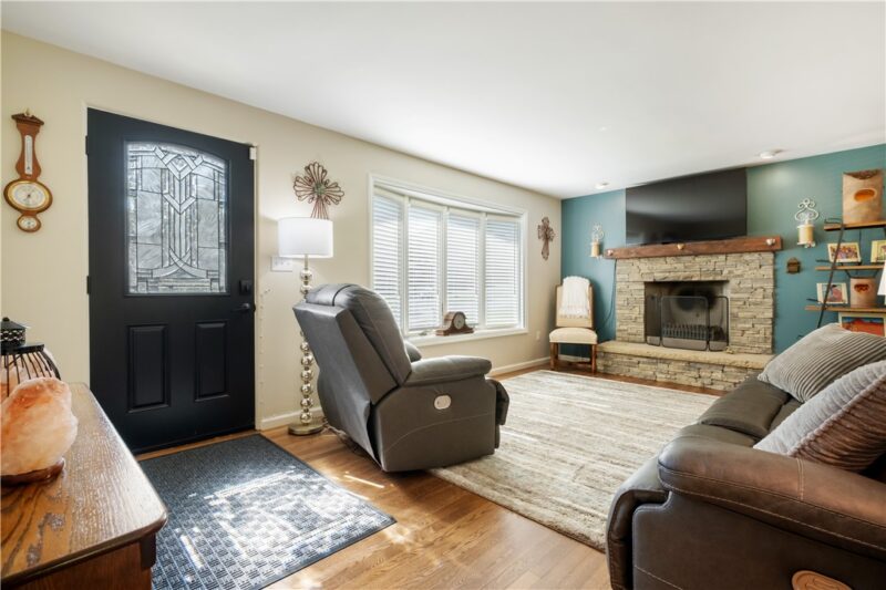 2467 Trotter Dr — photo 7