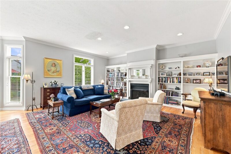 30 Waterfront Drive — photo 3