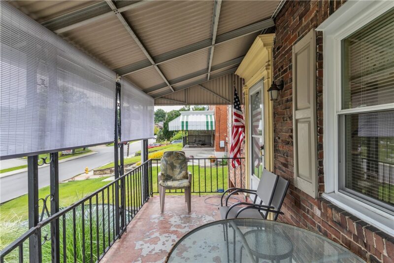 367 Marylea Ave — photo 3