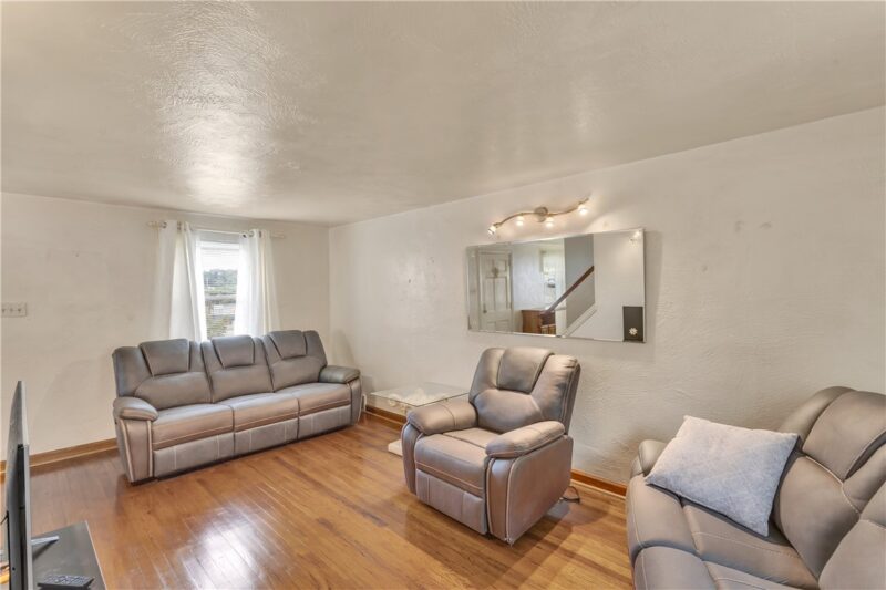 367 Marylea Ave — photo 6