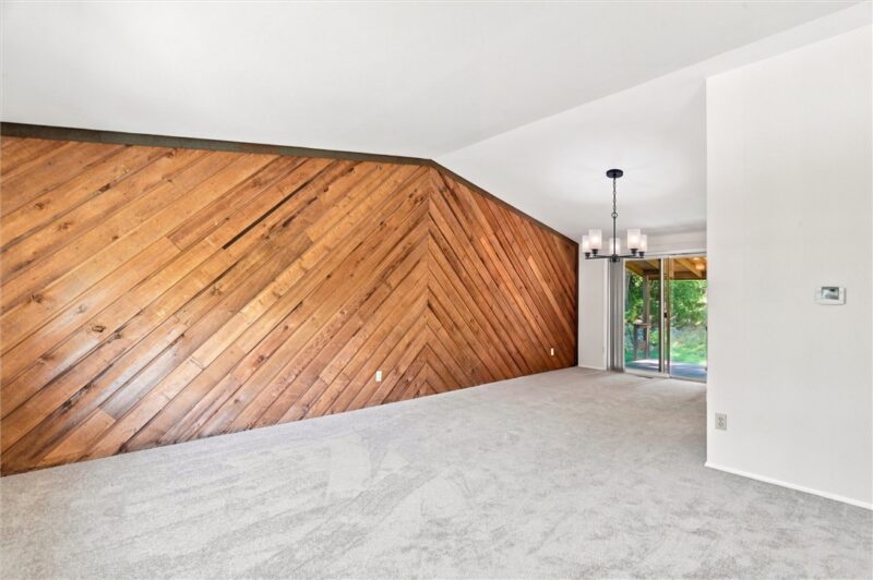 4 Holyoke Dr — photo 2