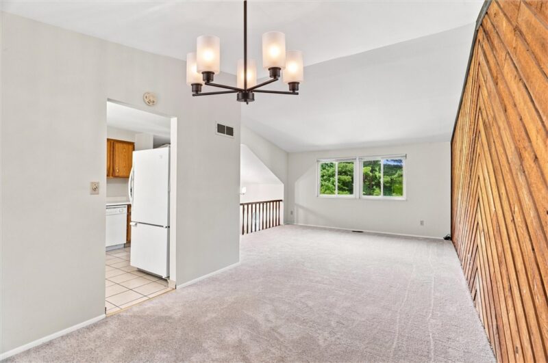 4 Holyoke Dr — photo 3