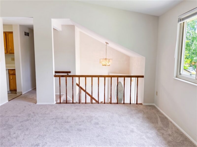 4 Holyoke Dr — photo 4