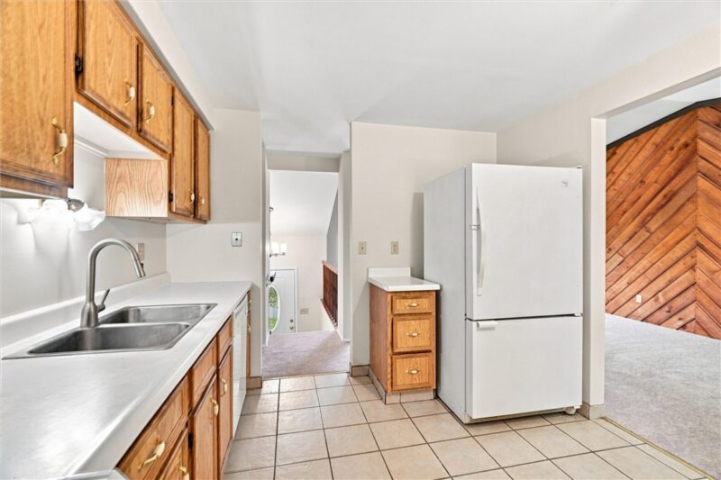 4 Holyoke Dr — photo 8