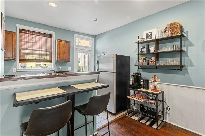 177 43rd 1/2 St — photo 6