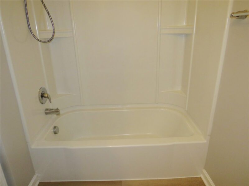 1133 Bayberry Dr — photo 4