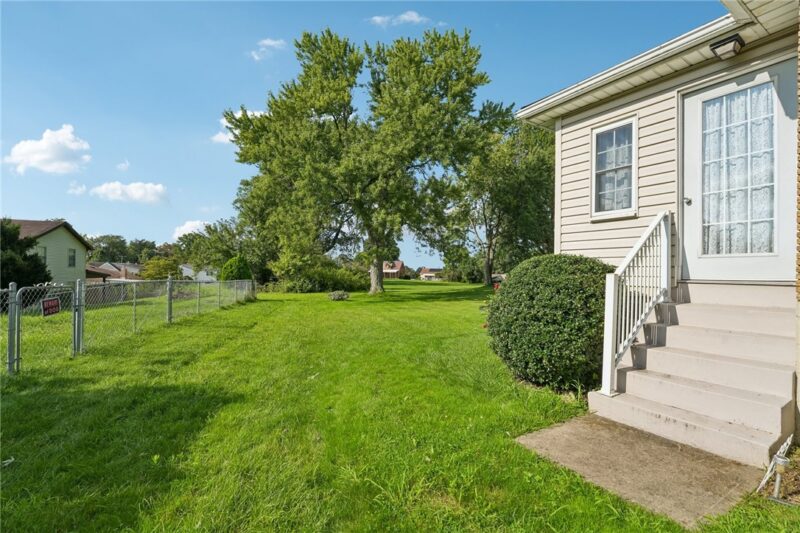 1516 GRIFFIN ROAD — photo 3