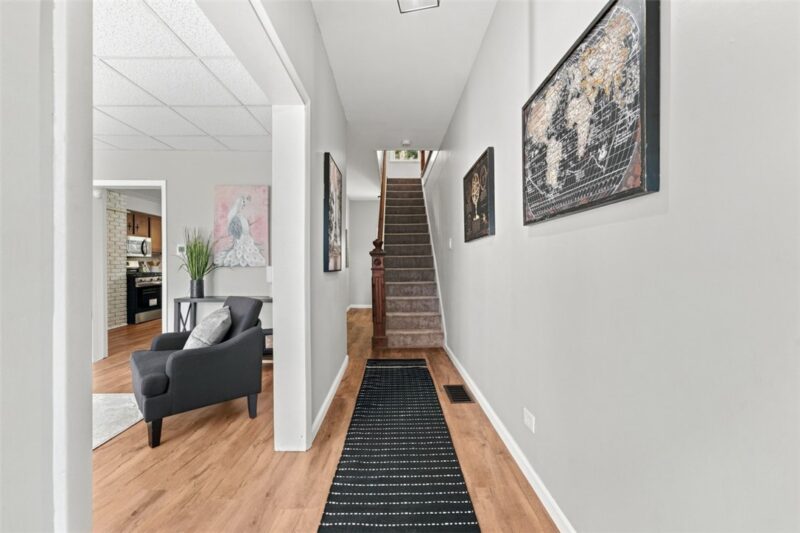 1042 Goehring St — photo 5