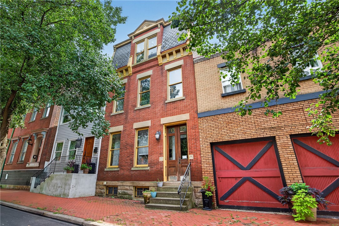 1327 Sheffield St — photo 1