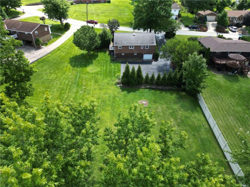 7111 Gayle Drive — photo 2