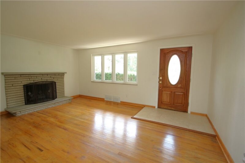 7111 Gayle Drive — photo 3