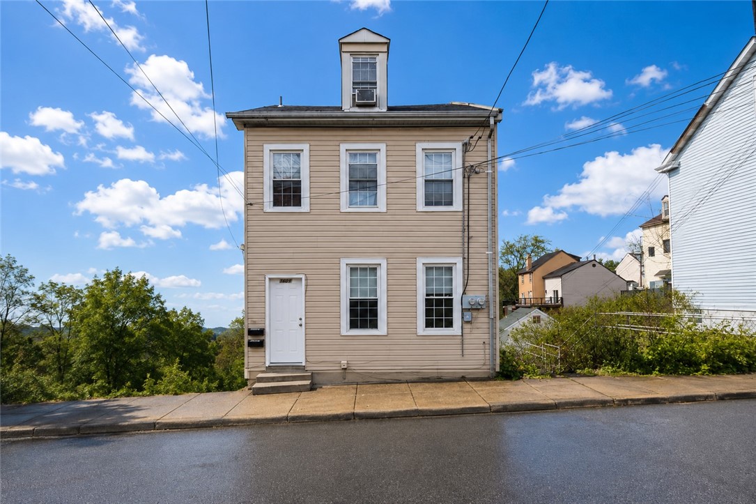 1604 Hatteras St — photo 1