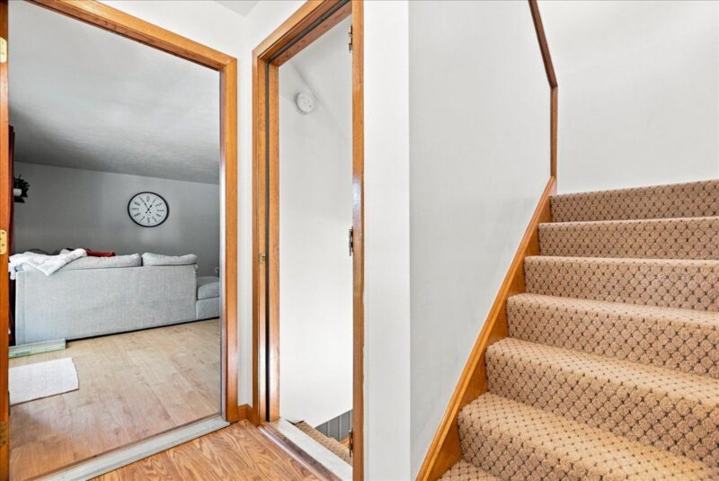 41 Glenmore Ave — photo 5