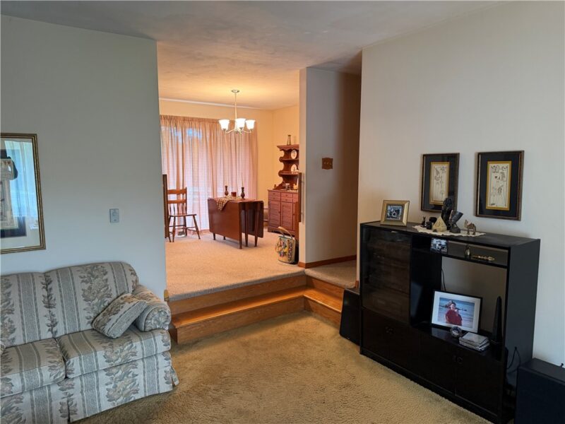 133 Singer Way — photo 6