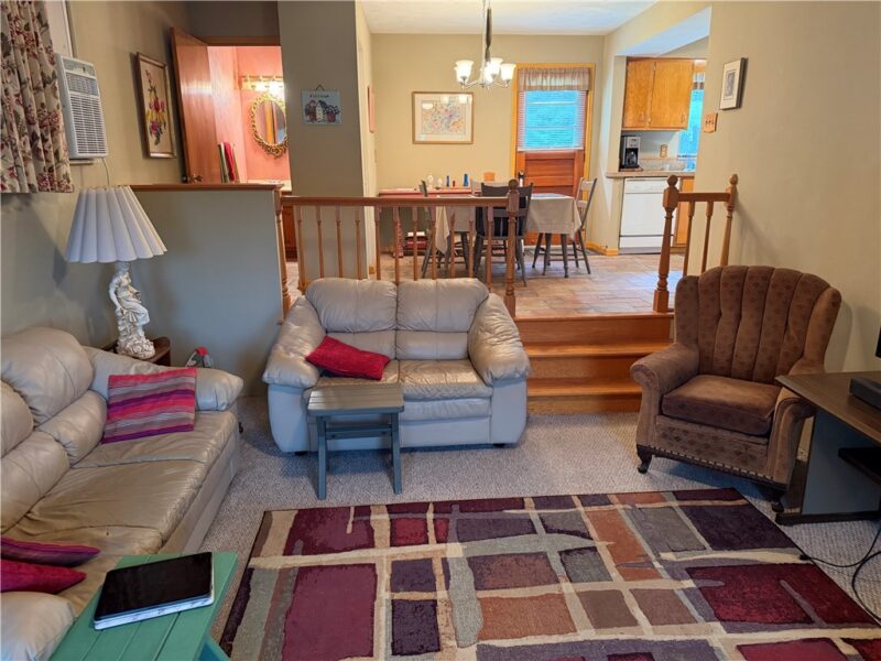 133 Singer Way — photo 8
