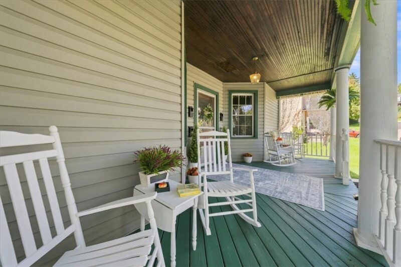 318 Mueller Ave — photo 8