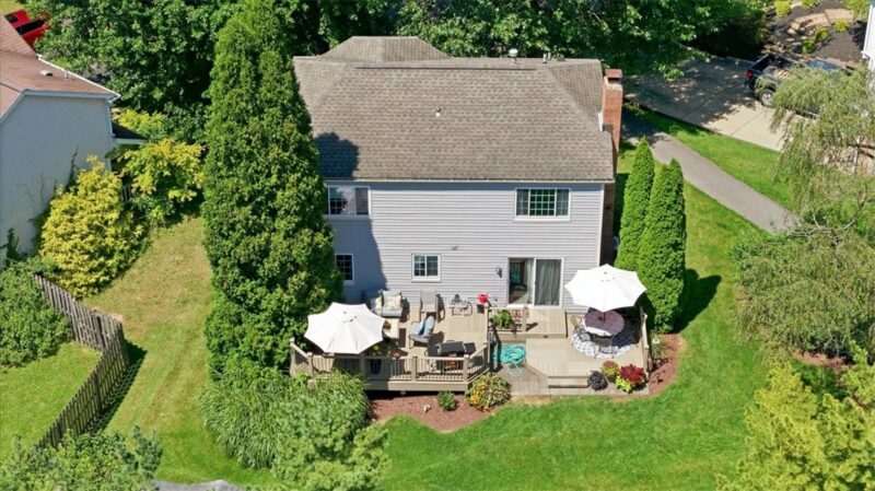 4025 Hancock Dr — photo 2
