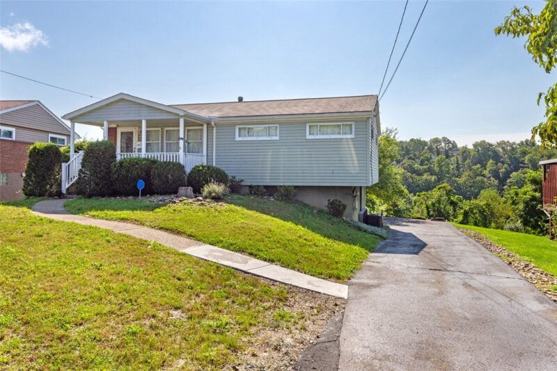 28 Monte Carlo Rd — photo 2