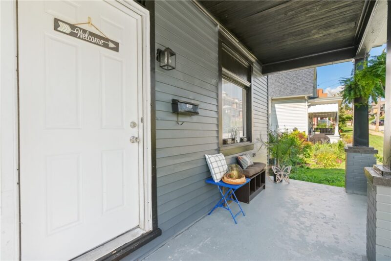 145 Georgetown Ave — photo 3