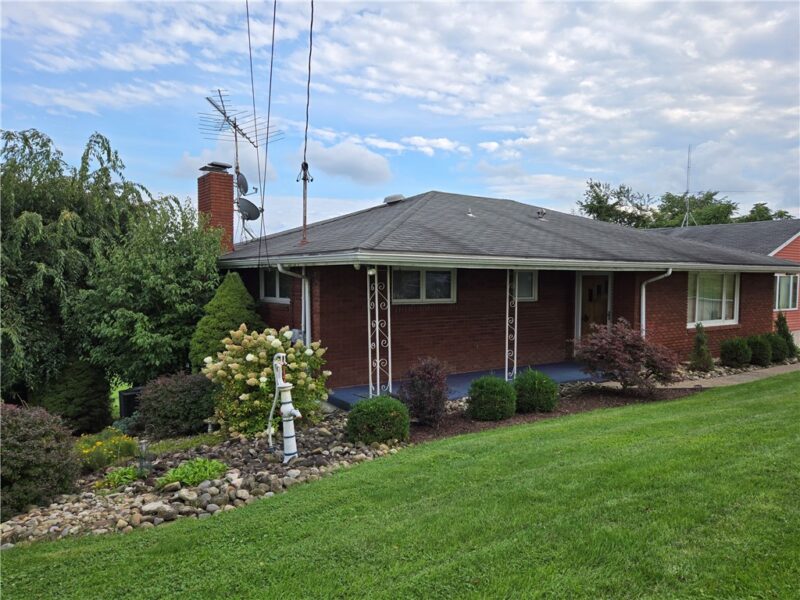 180 Church Rd — photo 3