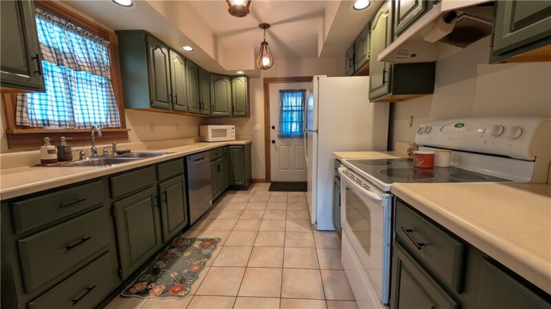 1219 Poplar St — photo 6