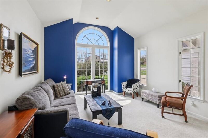 8 Leslie DRIVE — photo 6