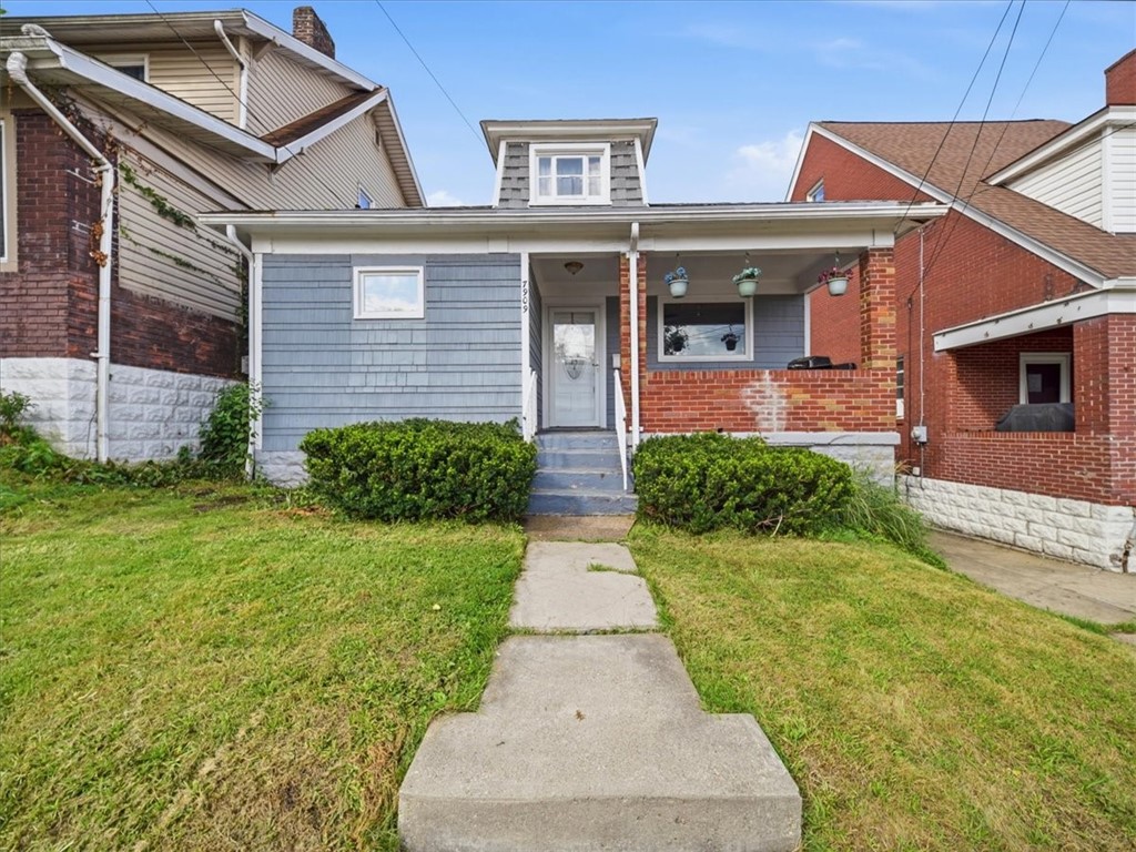 7909 Lloyd Ave — photo 1